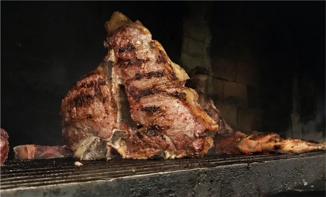 Chianina, the best tuscany TBone. Today it is the excelence of Tuscany’s cooking culture!